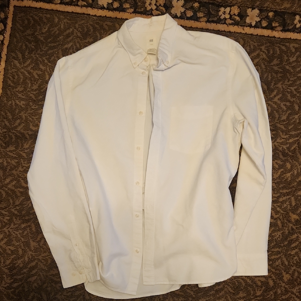 Bundle of H&M Dress Shirts White, Salmon,Green And Navy Button Down Shirts